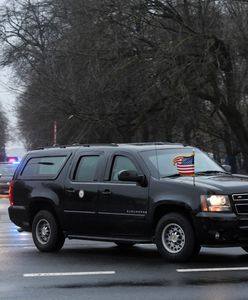 Wpadka podczas wizyty wiceprezydenta USA. "Nie ma prawa jeździć z tą flagą"