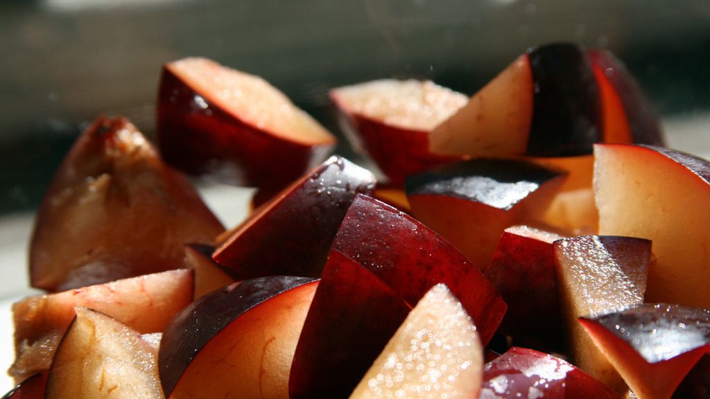 Śliwki w puszce w wodzie (owoce i płyn)