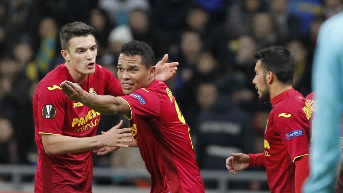 East News / STANISLAV FILIPPOV/AFP/East News / Na zdjęciu: piłkarze Villarreal CF