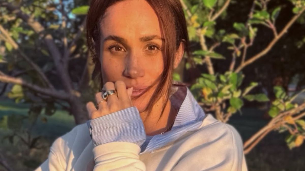 Meghan zaprojektowała bluzę. W sieci zawrzało