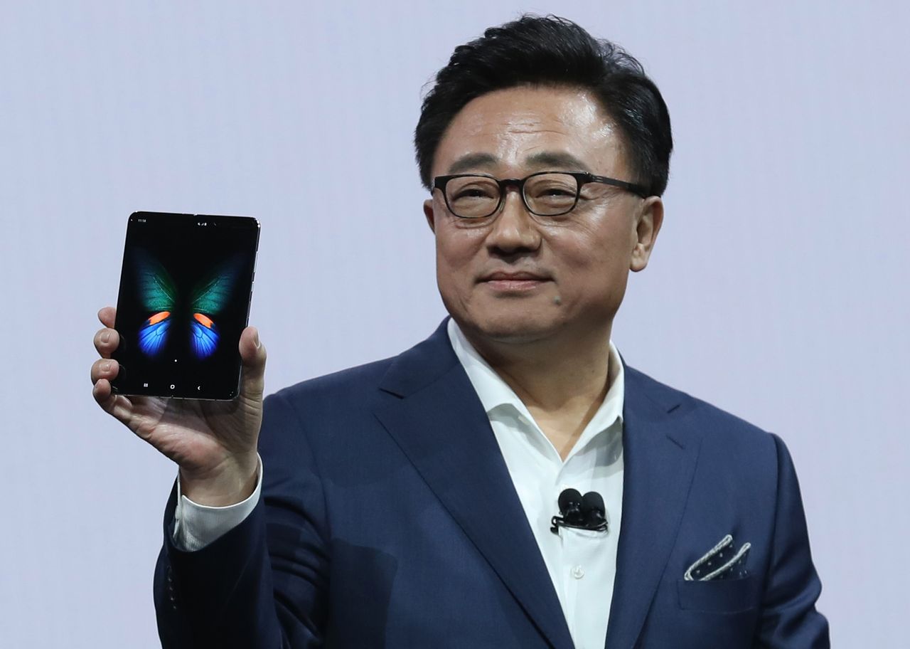 Samsung bada problem psujących się ekranów Galaxy Fold (Getty Images)