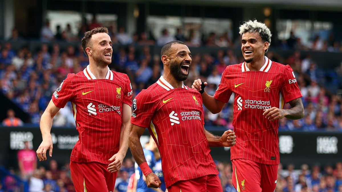 Getty Images /  Marc Atkins/Getty Images / Na zdjęciu od lewej: Diogo Jota, Mohamed Salah i Luis Diaz