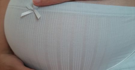 Lekarze odmówili jej wstępu bez testu na koronawirusa. Poroniła