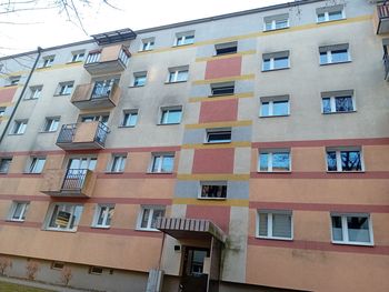 Kalisz: Brutalne pobicie 36-latka. Skatowany mężczyzna porzucony w Równej koło Błaszek
