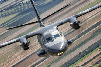 Samoloty kosztowały 120 mln zł. Nie będzie miał kto nimi latać?