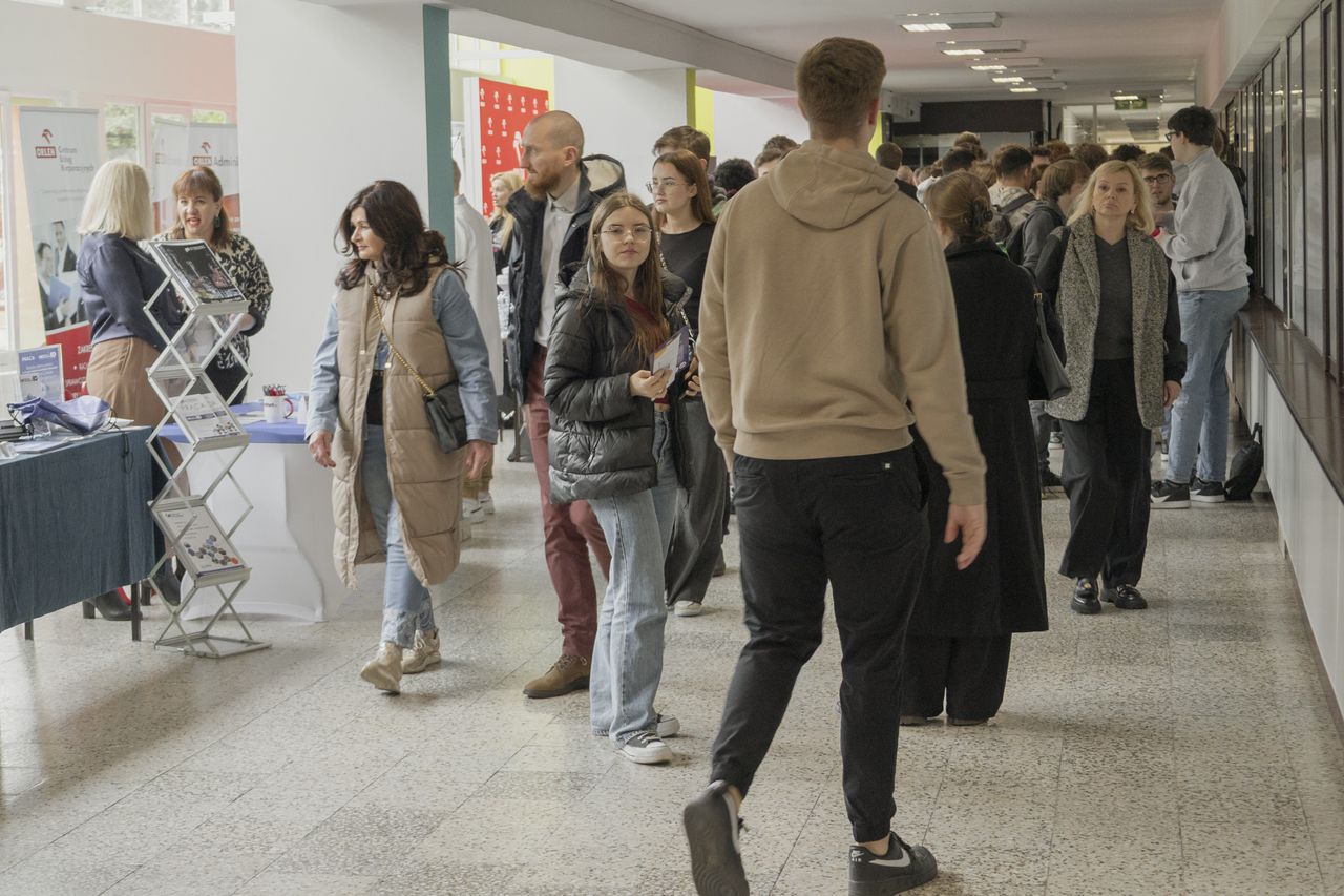 Szansa dla uczniów i absolwentów. "Nauka i Praca dla Ciebie" już 25 lutego