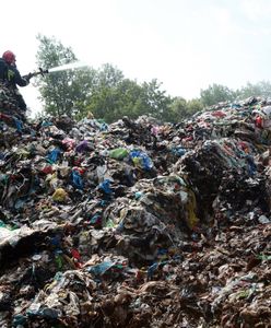 Śmieciowy problem polityków. "Rząd zgotował katastrofę"