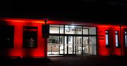 Czerwone światła w Pile. Ważny apel w Dniu Przeciwdziałania Przemocy wobec Dzieci