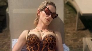Kelly Osbourne pręży odchudzone ciało w kostiumie kąpielowym (FOTO)