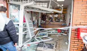 Białystok. Wjechała BMW na pocztę. Popełniła fatalny błąd