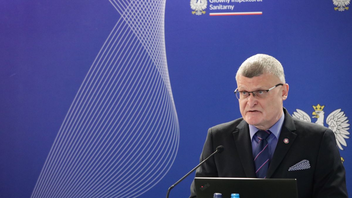 Pawe� Grzesiowski
Warszawa, 18.03.2025. G��wny Inspektor Sanitarny dr Pawe� Grzesiowski podczas briefingu prasowego w siedzibie GIS w Warszawie, 18 bm. Temat spotkania: "Bie��ca sytuacja epidemiologiczna (m.in. przypadek b�onicy)". (sko) PAP/Tomasz Gzell
Tomasz Gzell
briefing prasowy, dzia�ania, GIS, informacja, konferencja, konferencja prasowa, Pa�stwowa Inspekcja Sanitarna, sytuacja epidemiologiczna, zdrowie publiczne