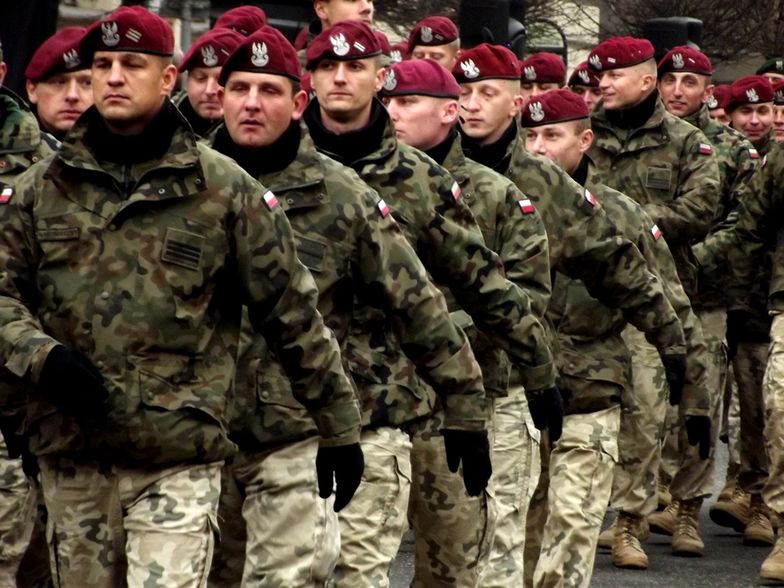 Płace cywilnych pracowników wojska w górę? Sejmowa komisja jest "za"