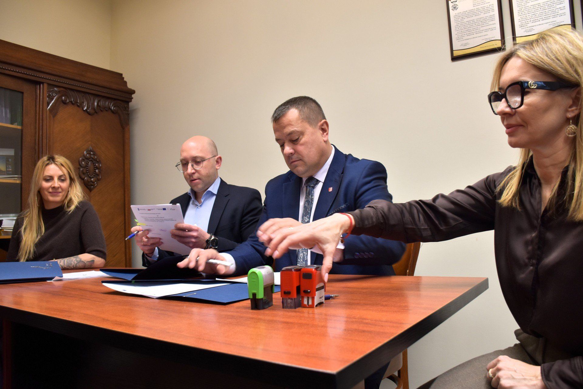 Umowa na zielone inwestycje została podpisana w Urzędzie Gminy Sławno