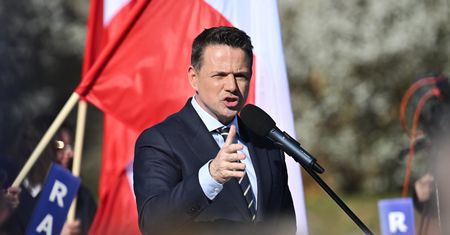Trzaskowski na poligonie. Weźmie udział w szkoleniu
