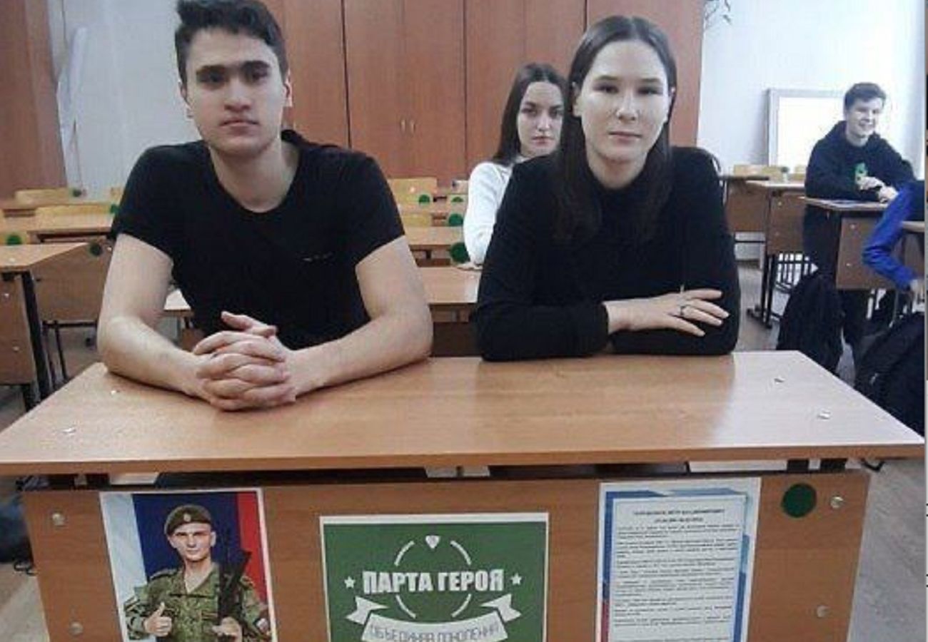 Groteska w rosyjskich szkołach. Zdjęcia obiegły sieć