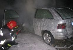 Ostrów Wielkopolski: przy pomocy zapalniczki i dezodorantu podpalili samochód nielubianego znajomego