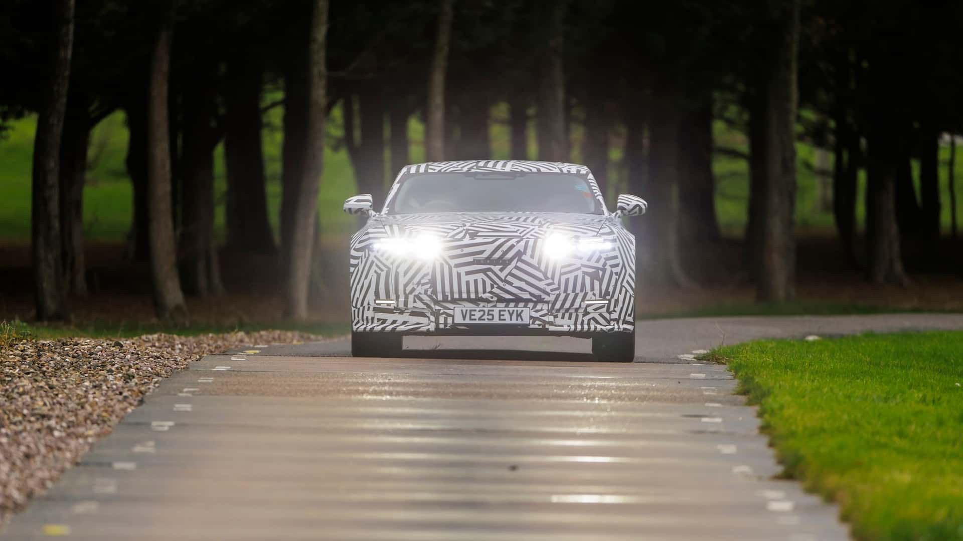 Nowy Jaguar podczas zimowych testów