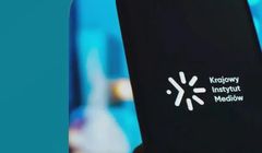 Wielka wyprzedaż w Krajowym Instytucie Mediów. Do kupienia komputery i smartfony