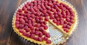 Delikatny sernik z ricottą i malinami