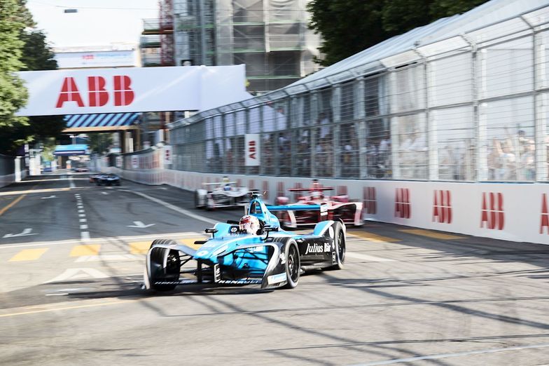 Polacy zobaczyli bolid Formuły E. Będzie się ścigał ulicami miast