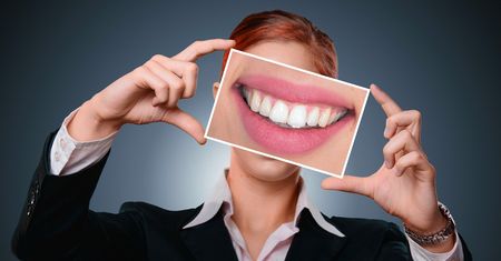 Innowacje podbijają technikę dentystyczną. Pacjent może cyfrowo zaprojektować swój uśmiech.