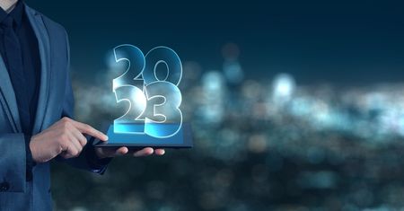Długie weekendy w 2023 roku – kiedy warto wziąć dzień urlopu, by cieszyć się z kilku dni wolnego