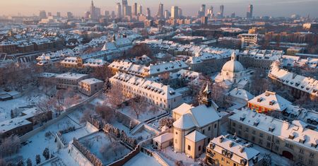Niż Pit sprowadzi do Polski obfite opady śniegu, wróci mróz