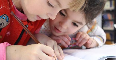 Dodatkowy zasiłek opiekuńczy przedłużony do końca lutego