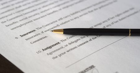 Biura podróży z Barcelony fałszowały certyfikaty testów PCR na koronawirusa.