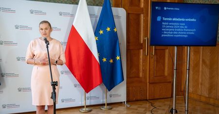 Nowe programy Ministra Edukacji: dofinansowanie wycieczek i zajęć edukacyjnych