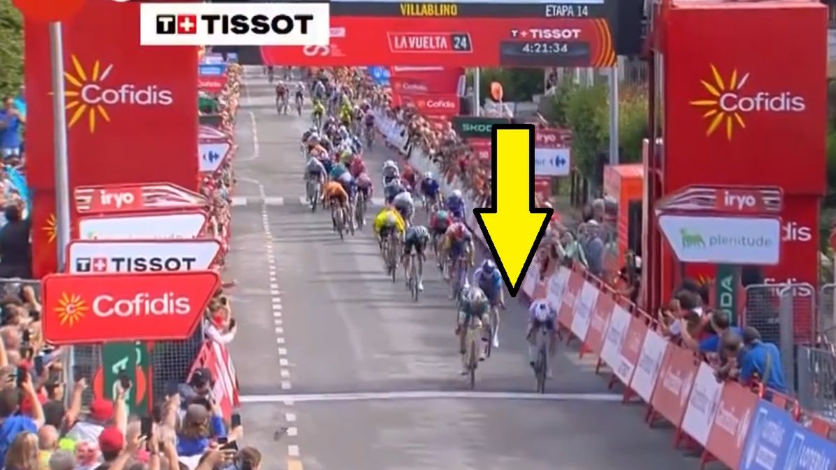 Zdjęcie okładkowe artykułu: Twitter / La Vuelta / Na zdjęciu: finisz 14. etapu Vuelta a Espana