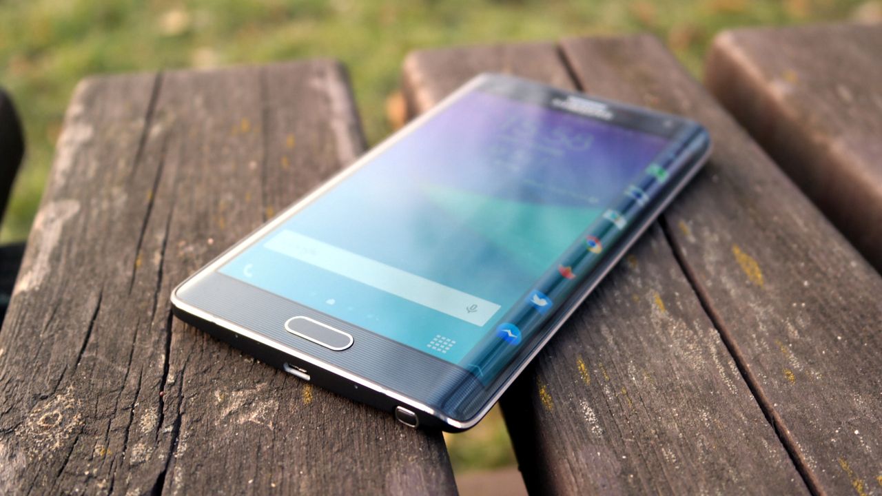 Galaxy Note Edge - test i recenzja smartfona z ekranem krawędziowym 2