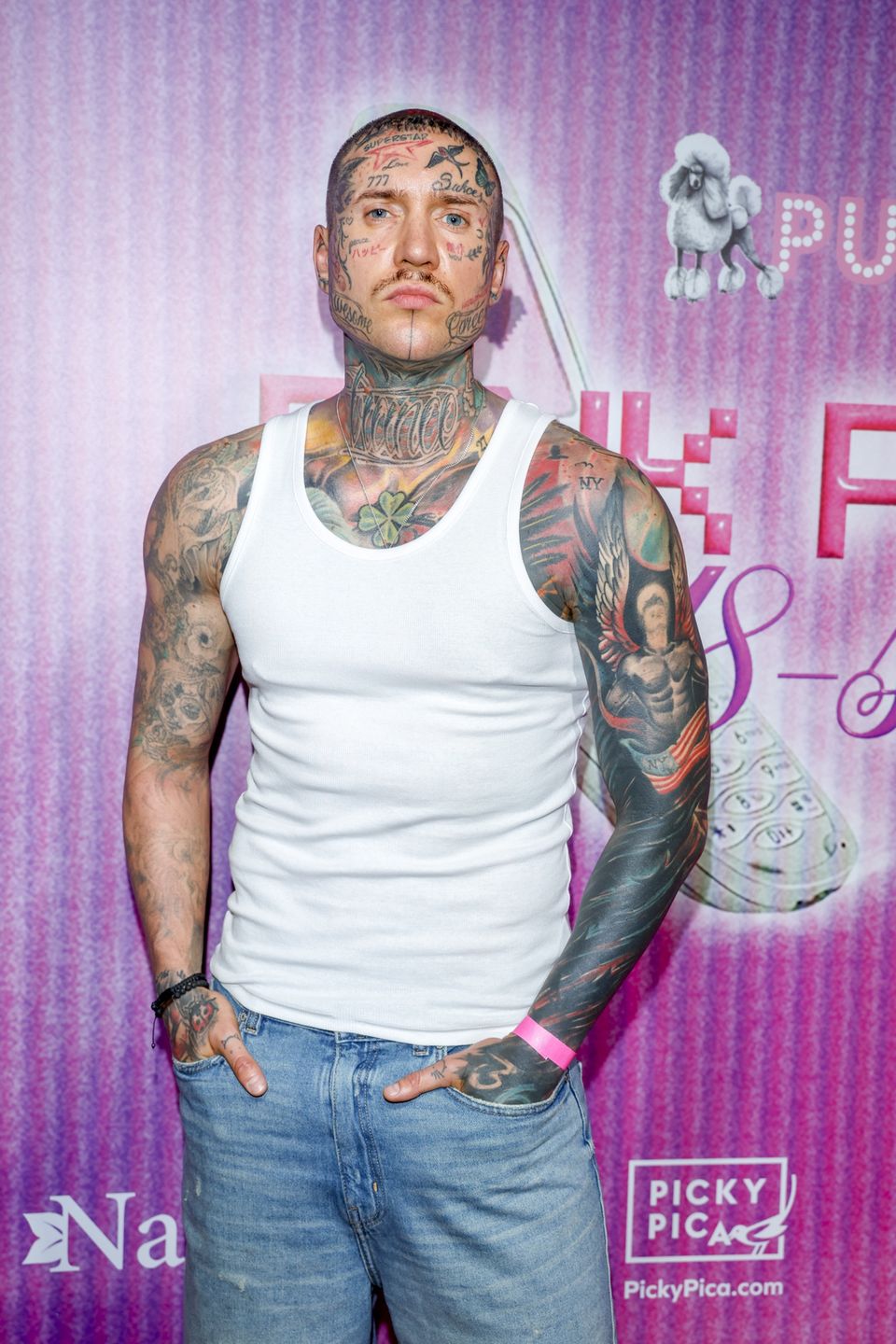 scena z: Stifler, SK:, , fot. Podlewski/AKPA
18. urodziny Pudelka, maj 2024, Pudelek, Pudelek Pink Party, Pudelek Pink Party - 18. urodziny Pudelka, Stifler