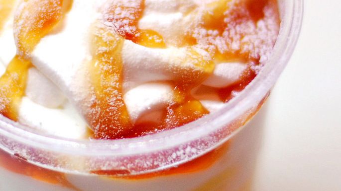 Budyń waniliowy w proszku przygotowany z mlekiem pełnotłustym