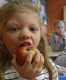 Polska dostanie na owoce w szkole 20,5 mln euro