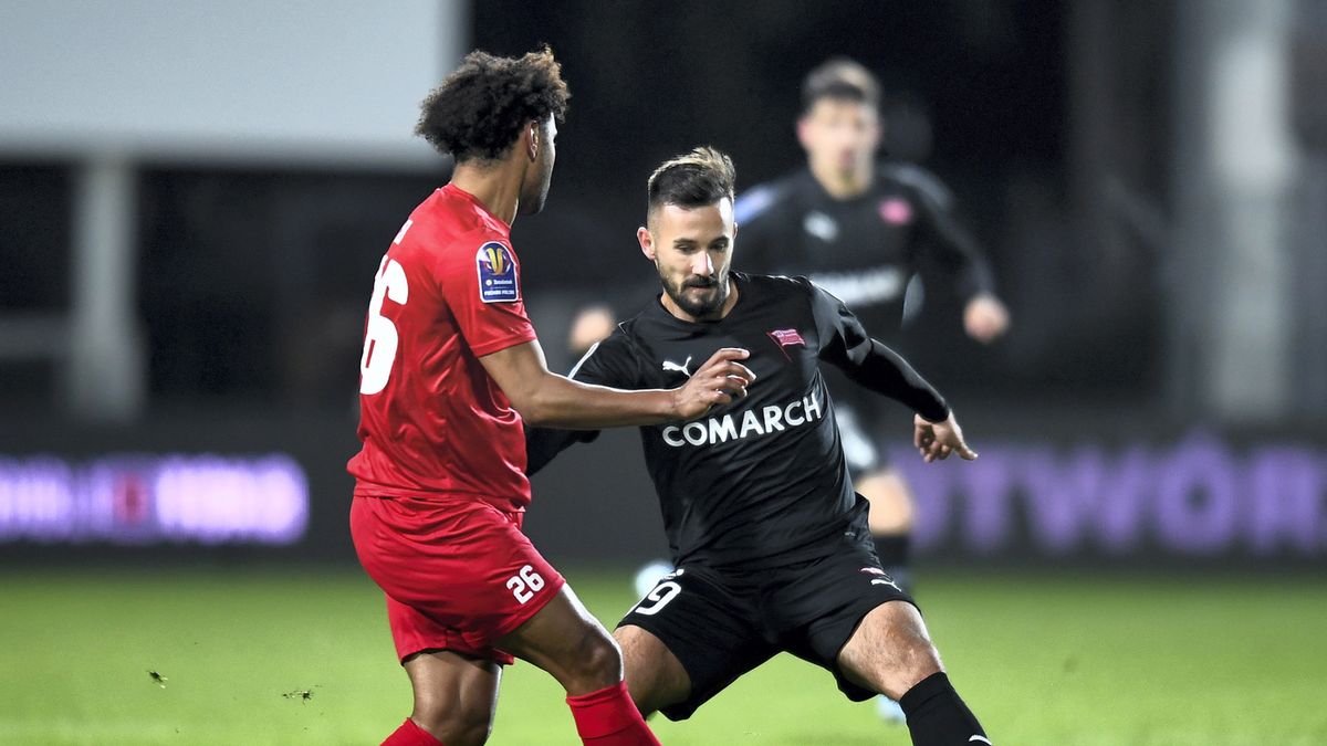 PAP / Marcin Gadomski / Na zdjęciu: Deleu i Tomas Vestenicky