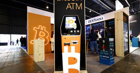 Bitcoin idzie gwałtownie w górę. Przekroczył kolejną granicę. Oto co się stało