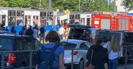 Dramatyczny wypadek w Krakowie. W zderzeniu tramwajów ucierpiało wiele osób