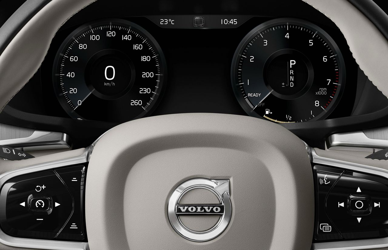 Ciekawe, czy gdy Volvo wprowadzi ograniczenie prędkości do 180 km/h, to liczniki będą wyskalowane też tylko do 180?