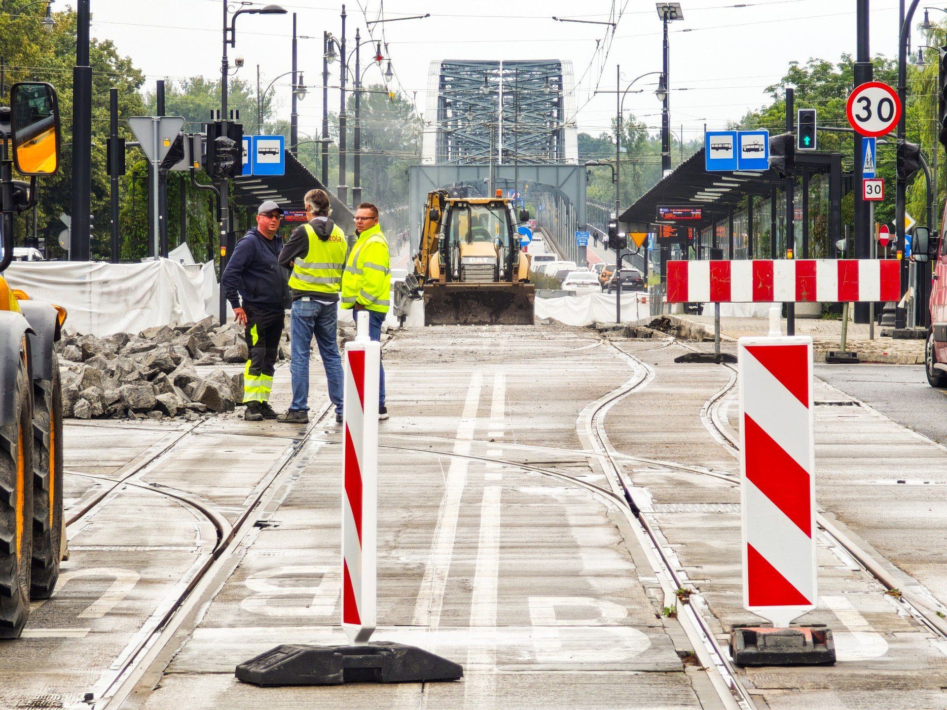 Naprawa węzła przesiadkowego w alei św. Jana Pawła II w Toruniu