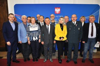 Związkowcy z KAS rezygnują z protestu. Rząd ugiął się pod żądaniami podwyżek