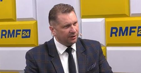 Czarnek się wściekł. "Nie pański interes, co ja robię z żoną"