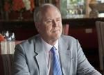 John Lithgow wychodzi za Alfreda Molinę