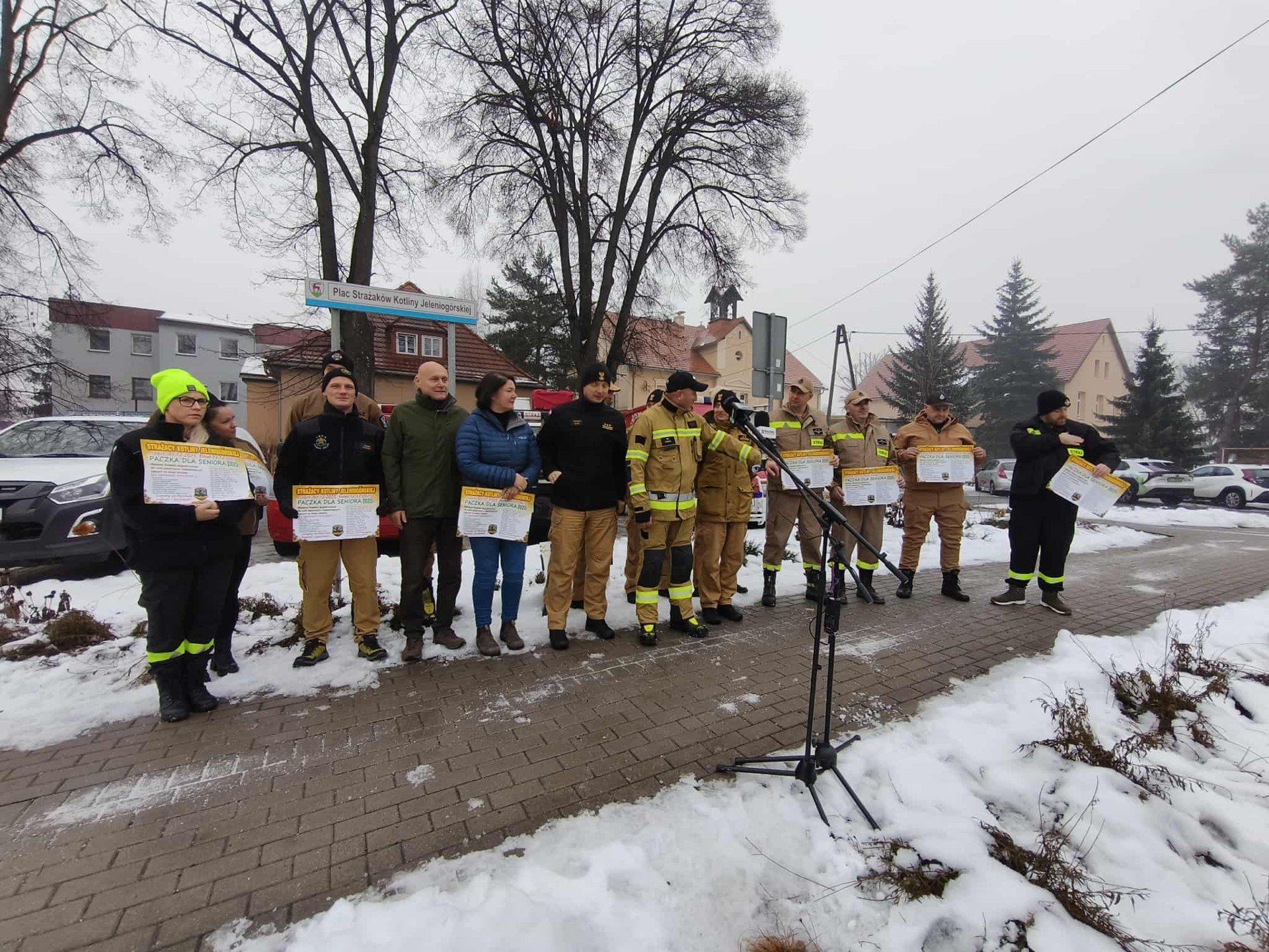 1.12.2025 Rozpoczęcie 4. edycji Paczki dla seniora w Jeleniej Górze