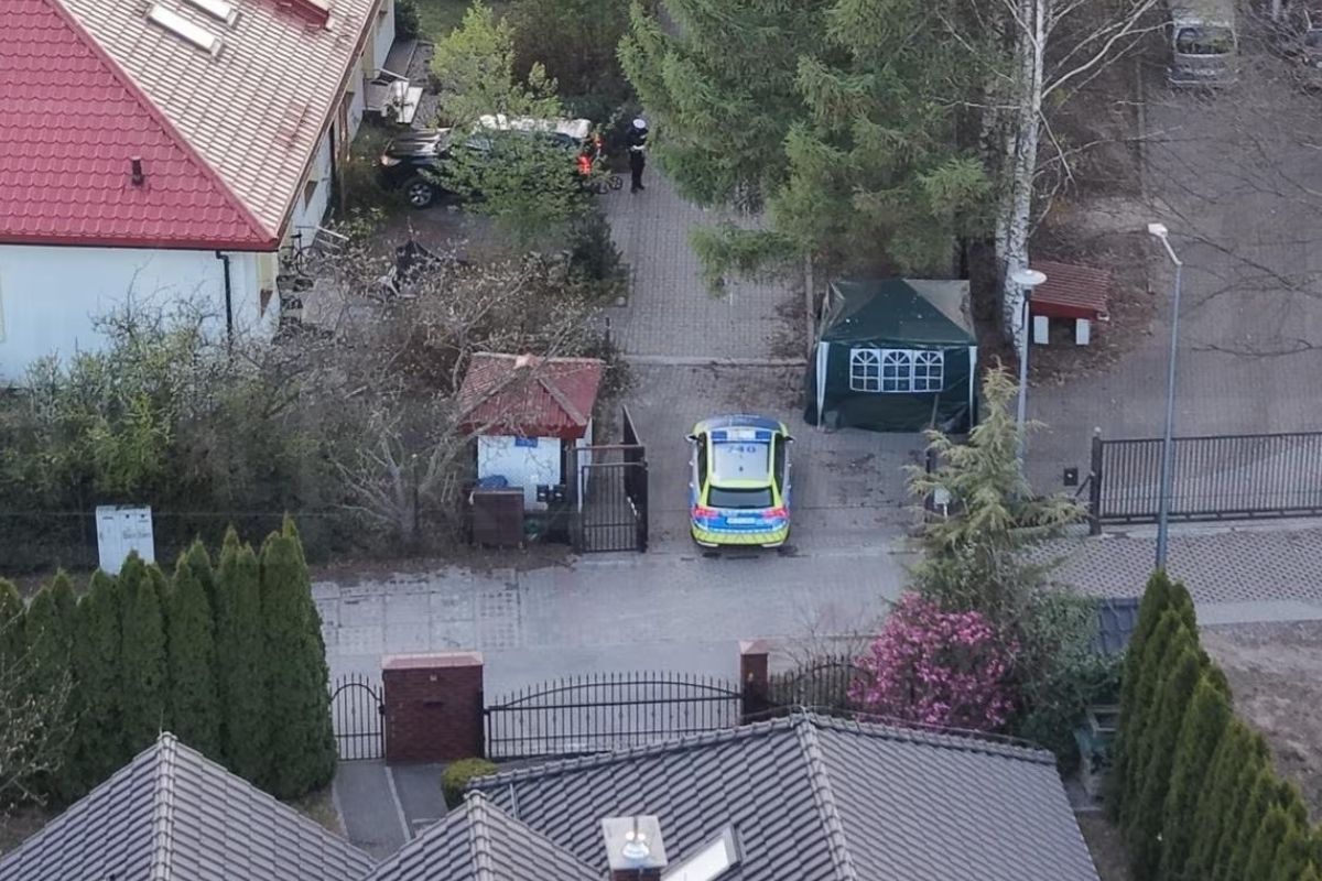 Ojciec potrącił i przejechał po swojej 6-letniej córce. Dziecko nie żyje