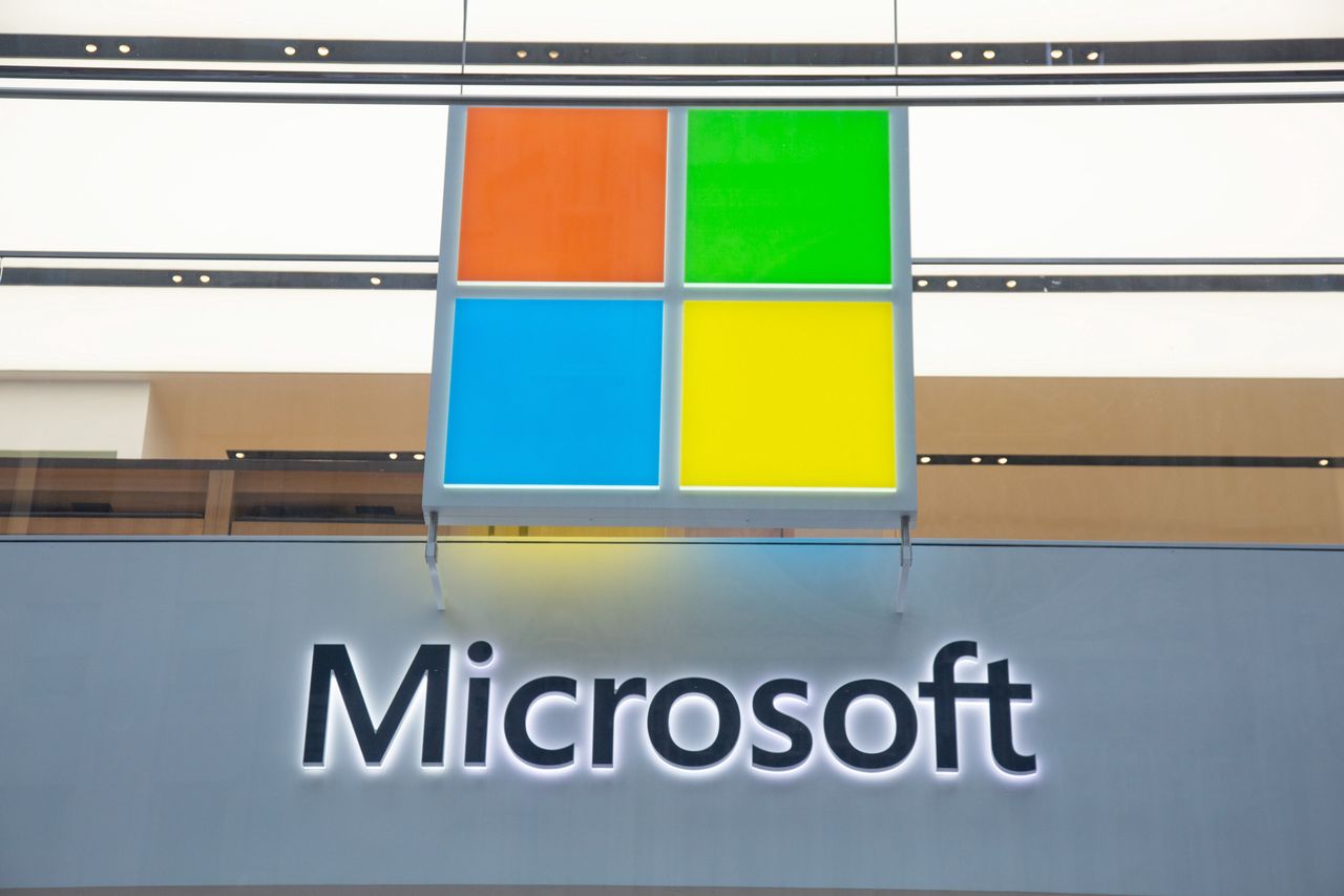 Microsoft wykłada miliard dolarów. Stworzy pierwsze centrum danych w Malezji