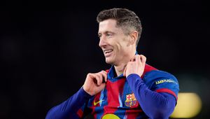 Wielki rekord zagrożony. Lewandowski już tylko dwa kroki od Messiego
