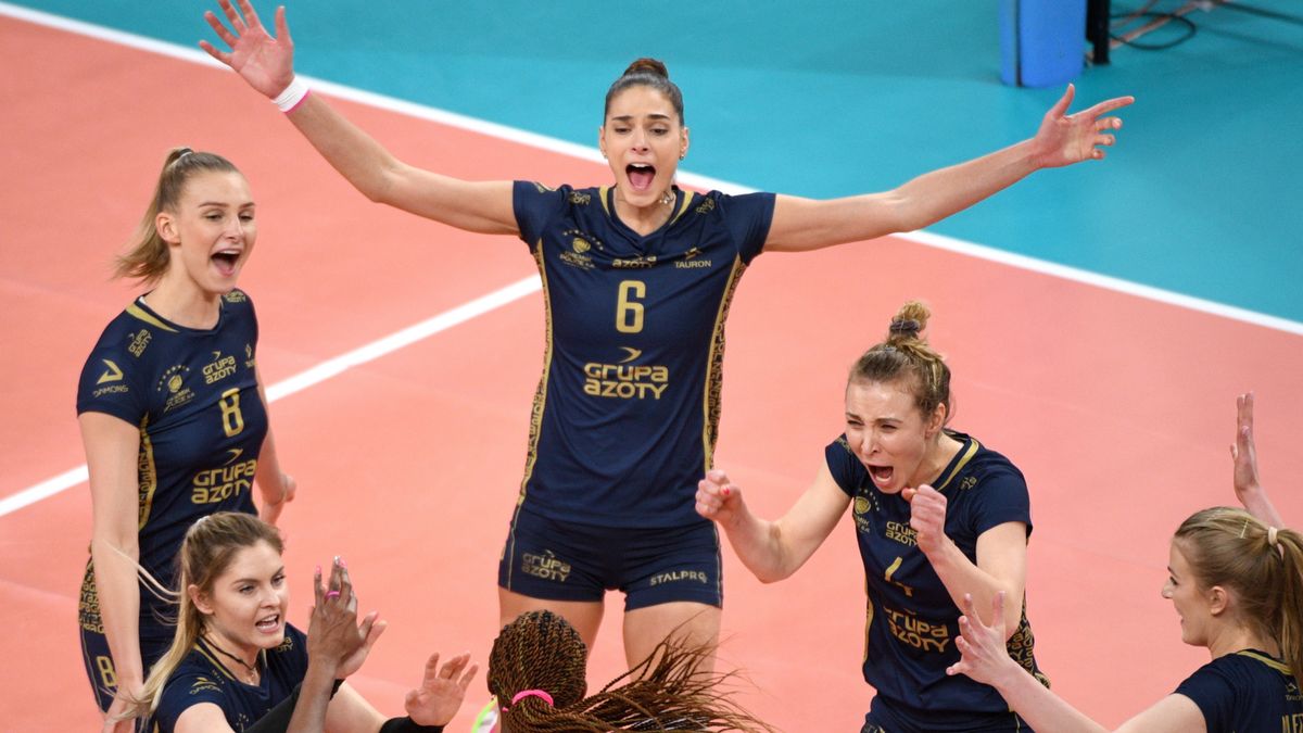 PAP / Darek Delmanowicz  / Na zdjęciu: siatkarki Grupy Azoty Chemika Police