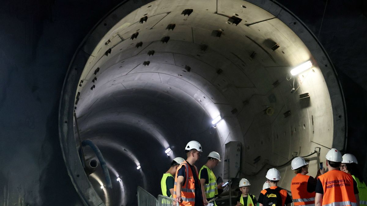 Warszawa chwali się zdjęciami z budowy. Tak powstaje nowa linia metra