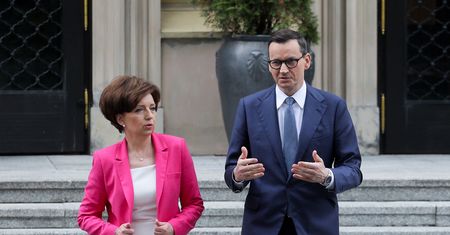 Dwie podwyżki pensji dla 3 mln Polaków. Rząd odsłonił karty